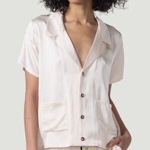 Bone Honor the gift campus button down shirt